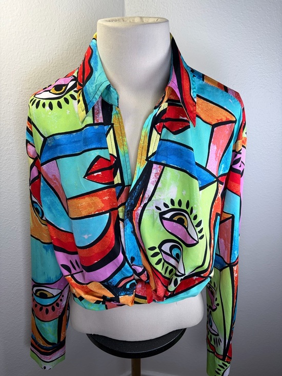 Live 4 Truth Tops - Live 4 Truth Abstract Print Cropped Blouse L/S Trendy Top - Size Medium